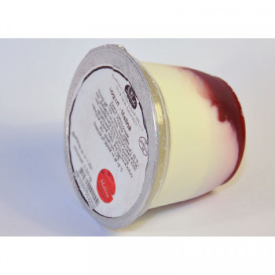 Jogurt malina Šumavský statek 200g Jogurt malina Šumavský statek 200g