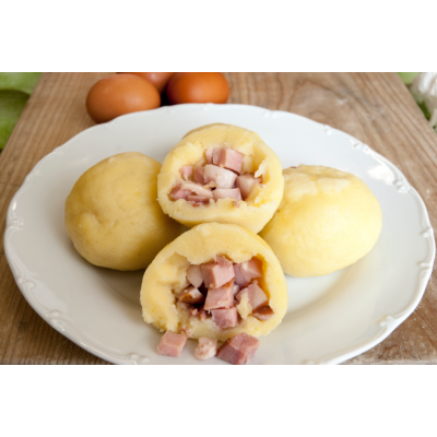 Bramborové knedlíky s uzeným masem 600g (4ks) Bramborové knedlíky s uzeným masem 600g (4ks)