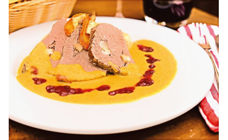 Dančí kýta na smetaně