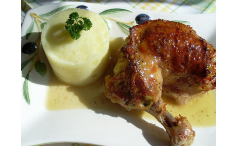 Kuřecí stehna pečená na nivě