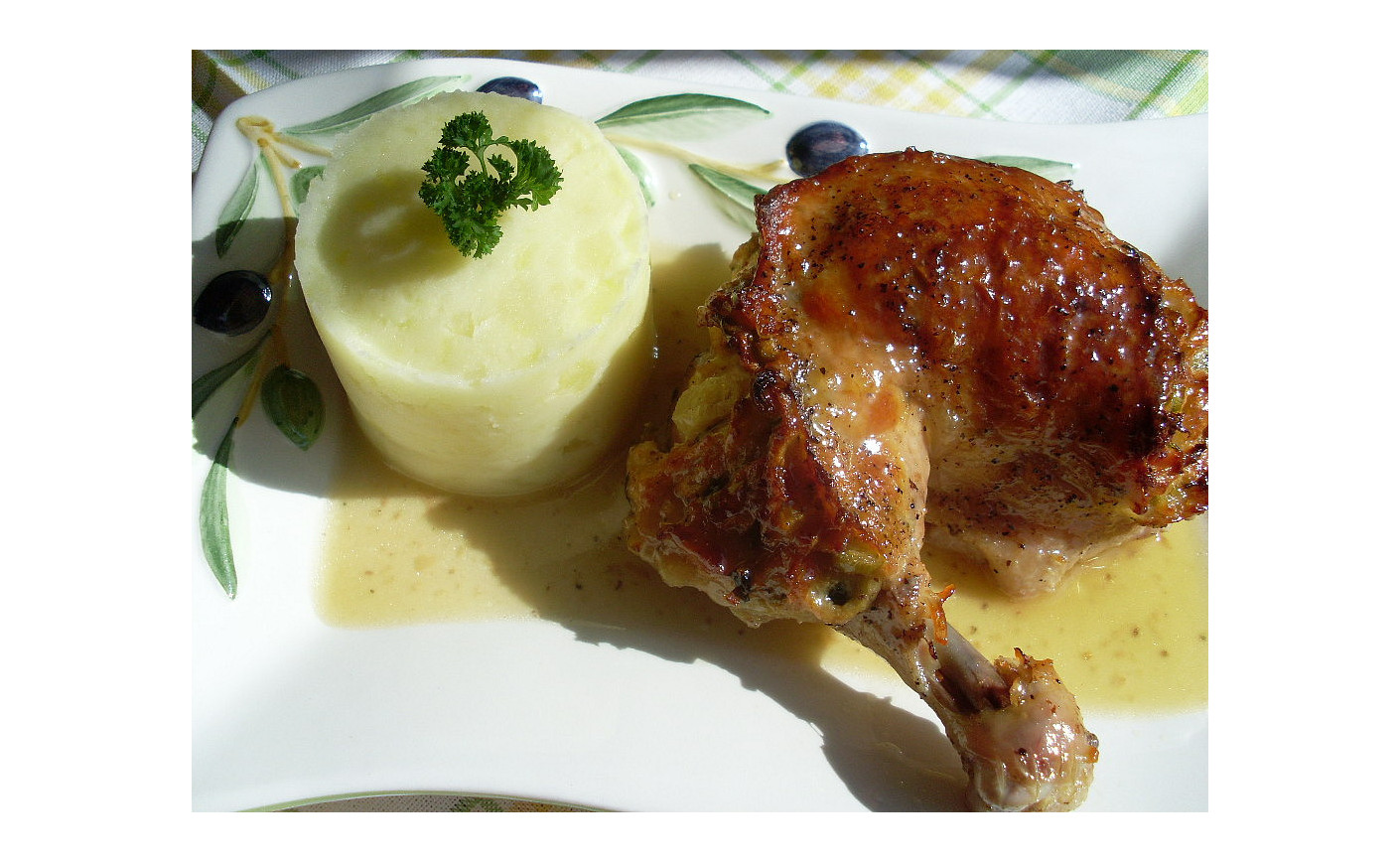 Kuřecí stehna pečená na nivě